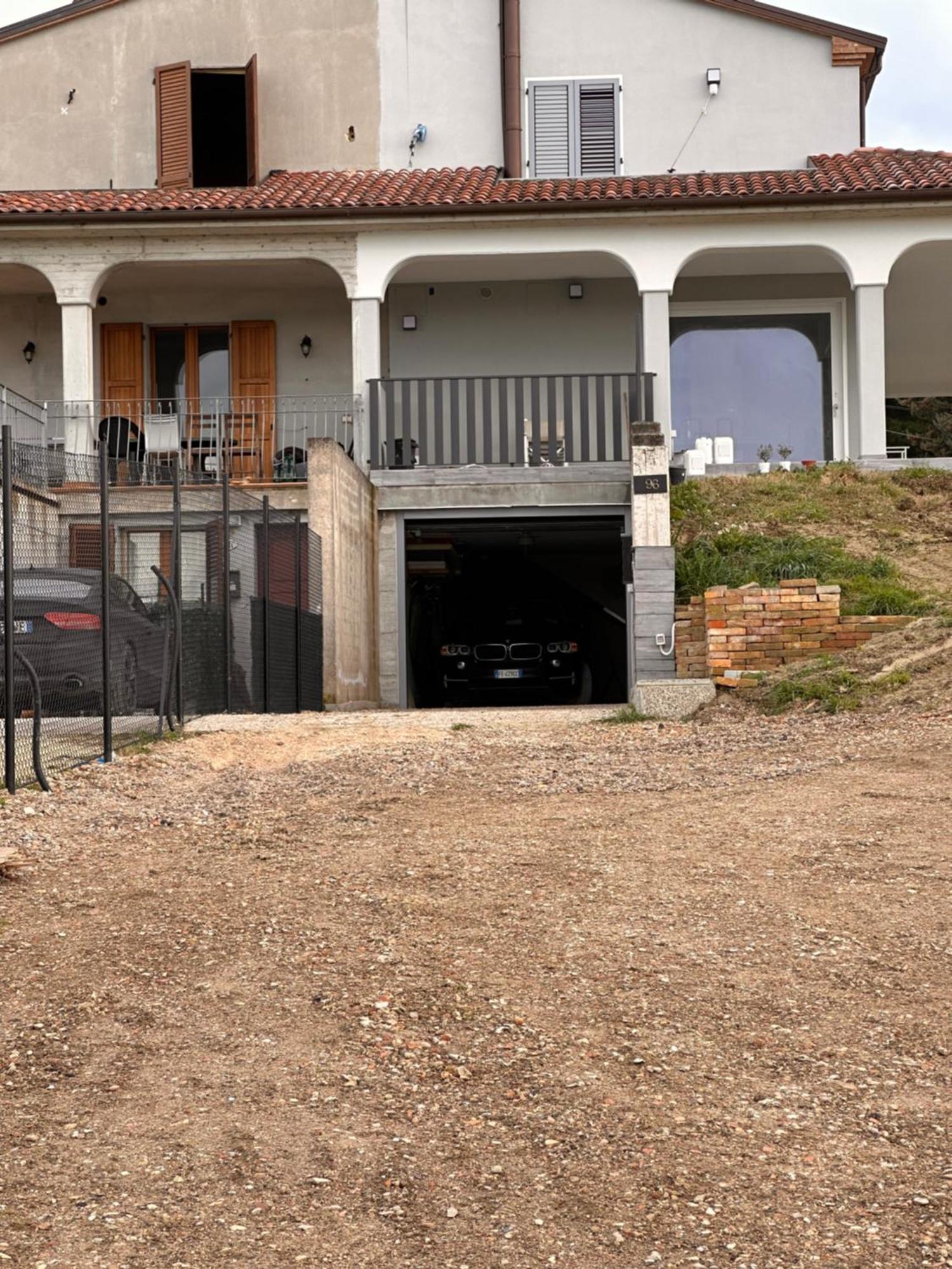 La Sosta Di Guido A Tavullia Bed & Breakfast ภายนอก รูปภาพ