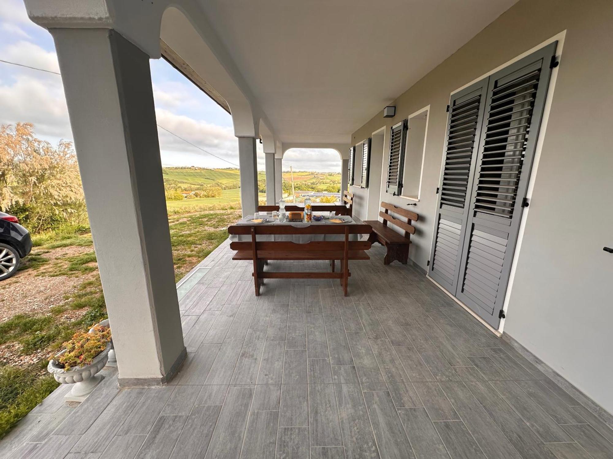 La Sosta Di Guido A Tavullia Bed & Breakfast ภายนอก รูปภาพ