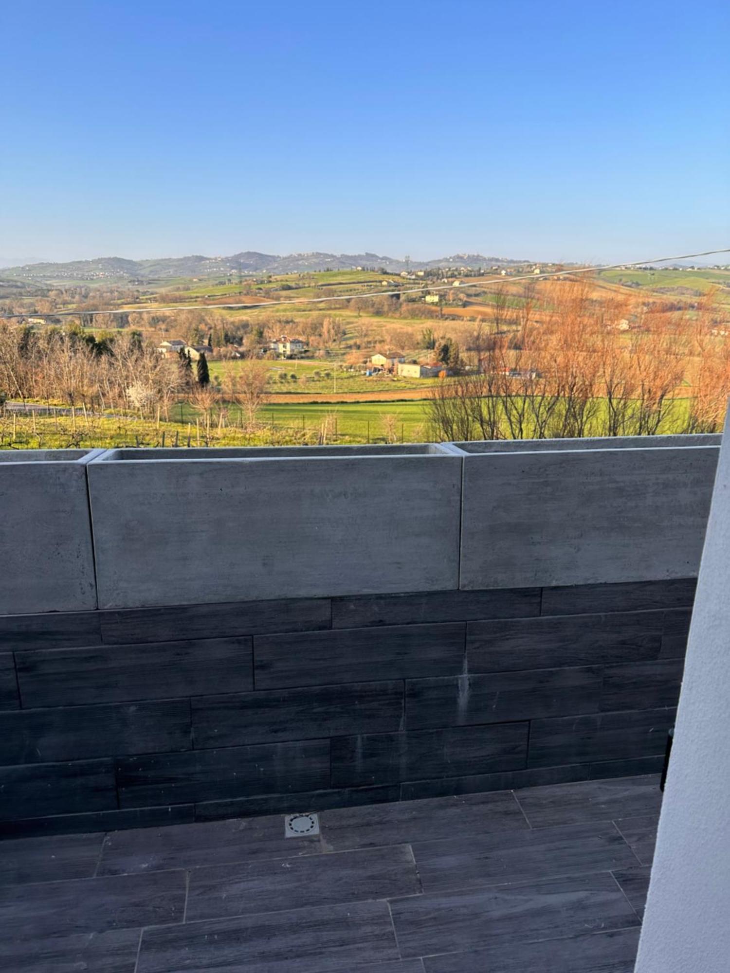 La Sosta Di Guido A Tavullia Bed & Breakfast ภายนอก รูปภาพ