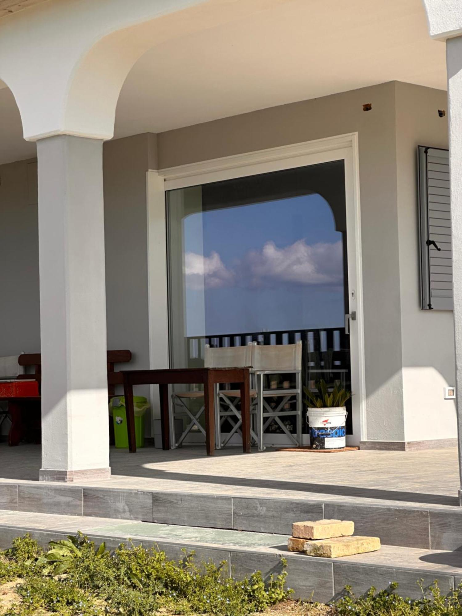 La Sosta Di Guido A Tavullia Bed & Breakfast ภายนอก รูปภาพ